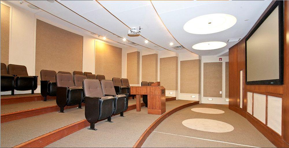 Downtown Mississauga Executive Suites Sq1 Экстерьер фото