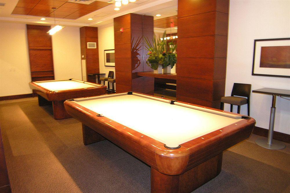 Downtown Mississauga Executive Suites Sq1 Экстерьер фото