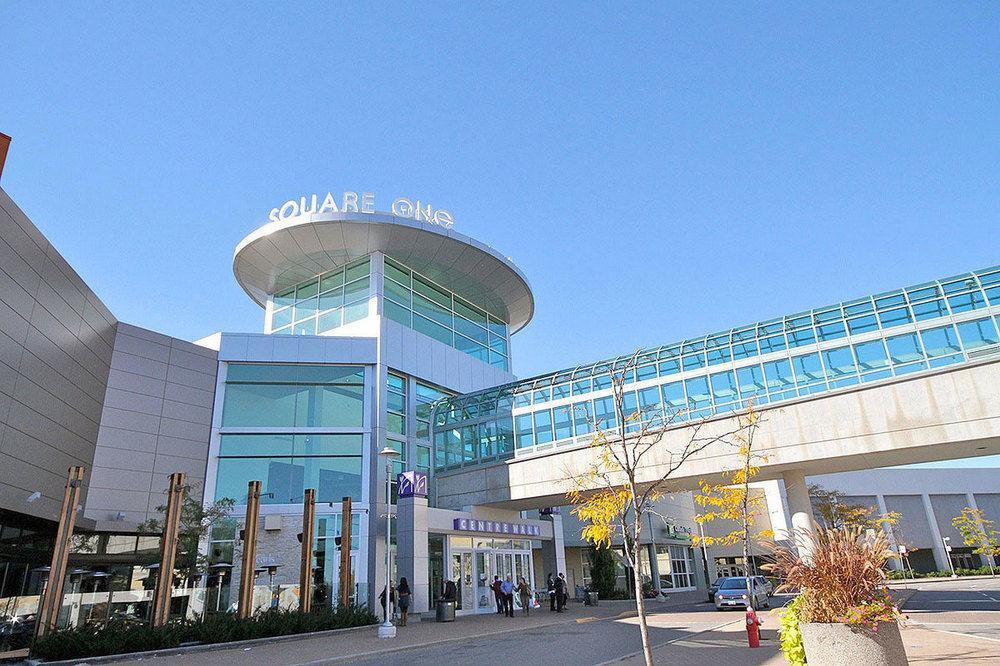 Downtown Mississauga Executive Suites Sq1 Экстерьер фото